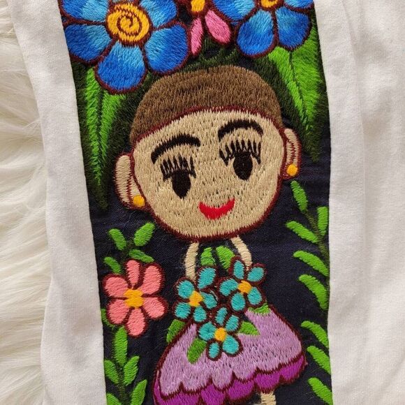 Mexican Frida Kahlo T-Shirt for Woman - Picture 2 of 3